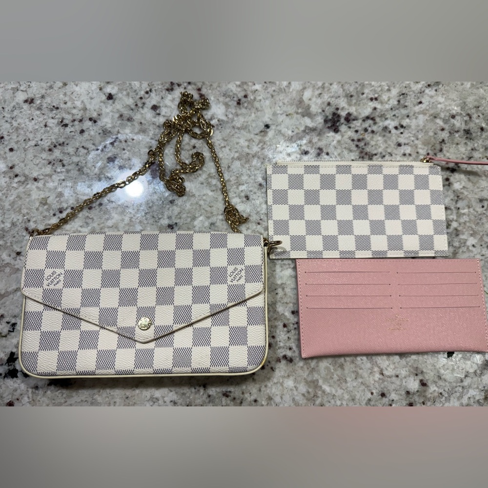 Cute Monogrammed Crossbody 😍